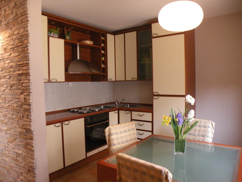 Sunset Apartment With A Private Yard At Medulin Riviera Номер фото