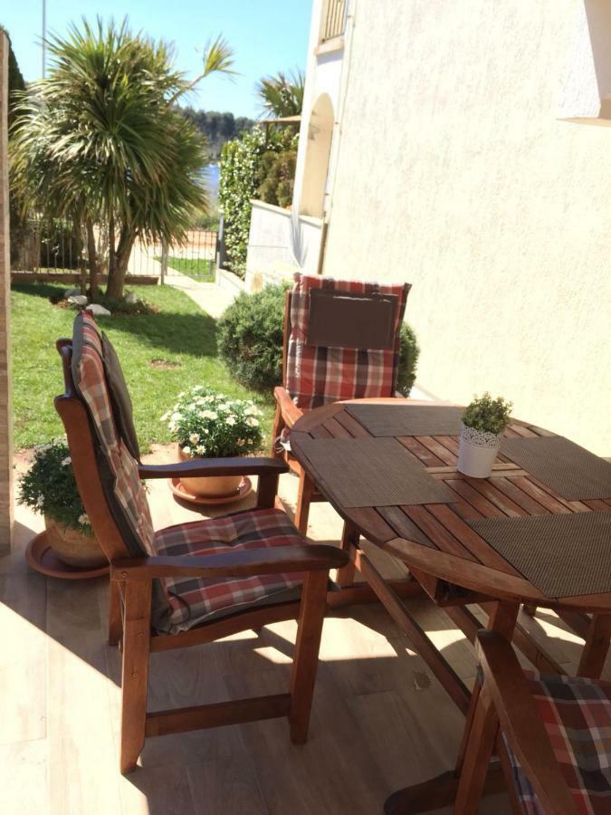 Sunset Apartment With A Private Yard At Medulin Riviera Экстерьер фото