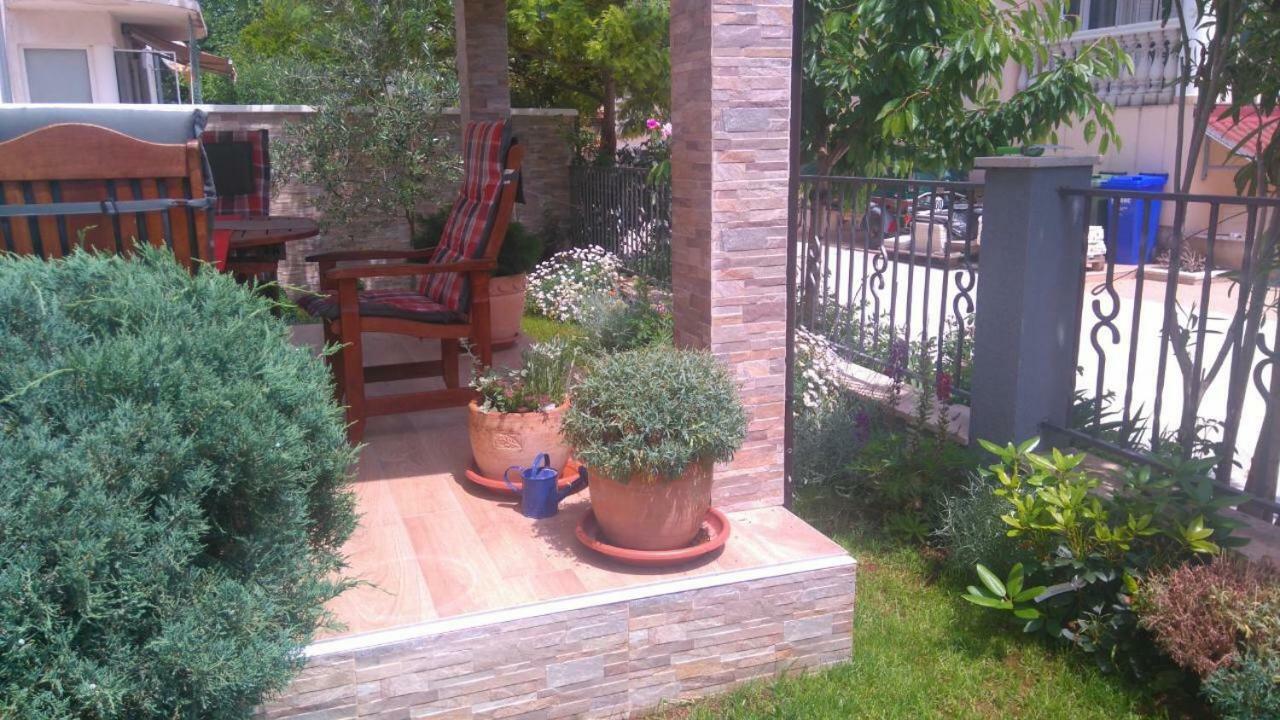 Sunset Apartment With A Private Yard At Medulin Riviera Экстерьер фото