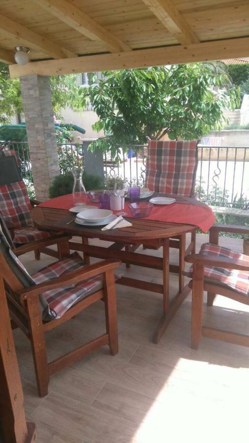 Sunset Apartment With A Private Yard At Medulin Riviera Экстерьер фото